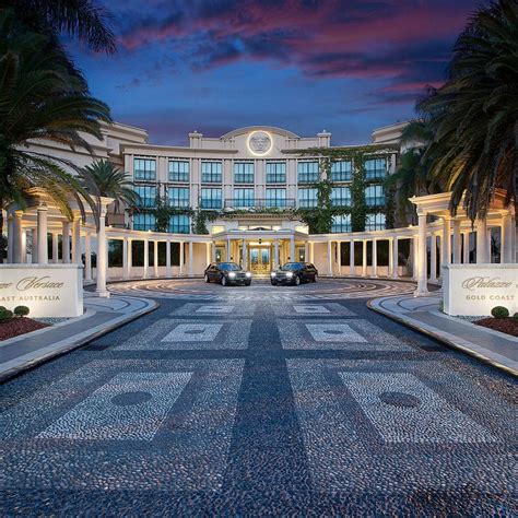 palazzo versace hotel gold coast.